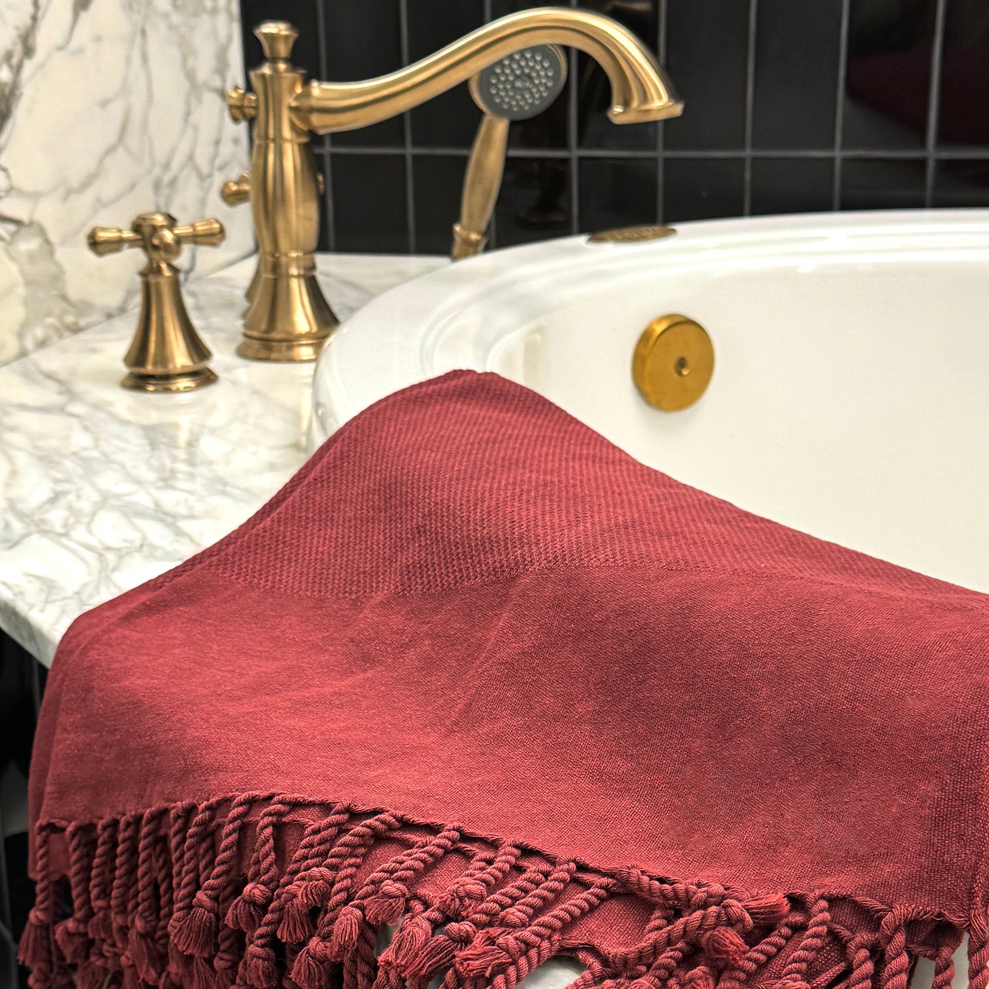 Cranberry Elmas Towel